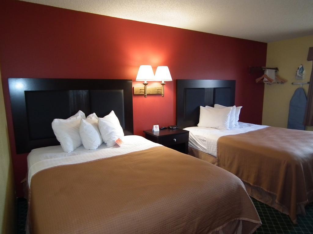 Howard Johnson By Wyndham Near Schlitterbahn New Braunfels Bagian luar foto