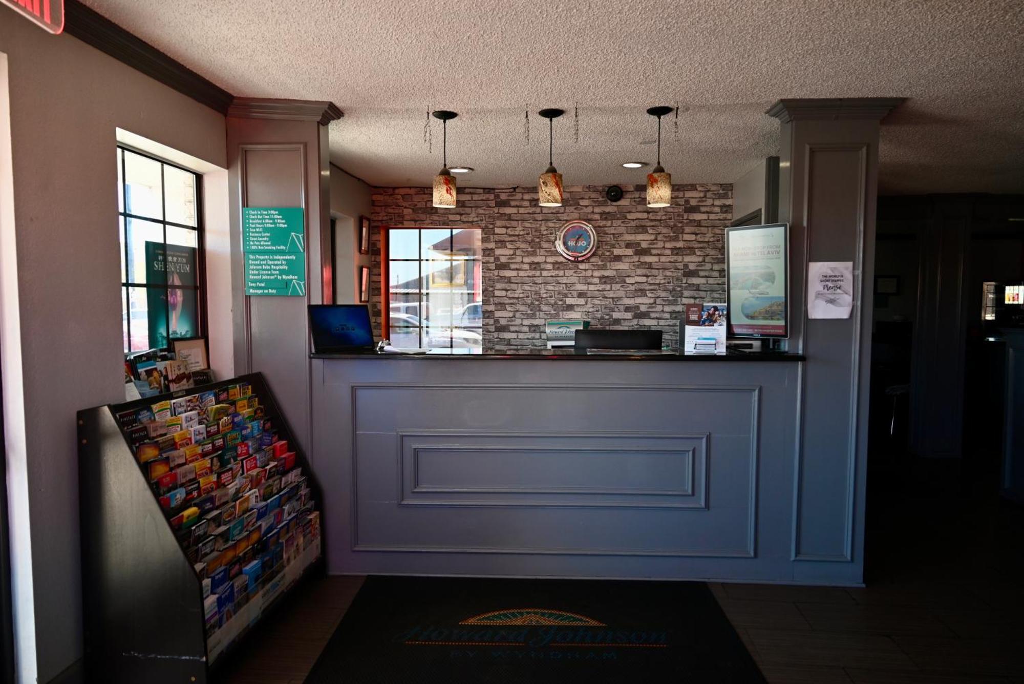 Howard Johnson By Wyndham Near Schlitterbahn New Braunfels Bagian luar foto